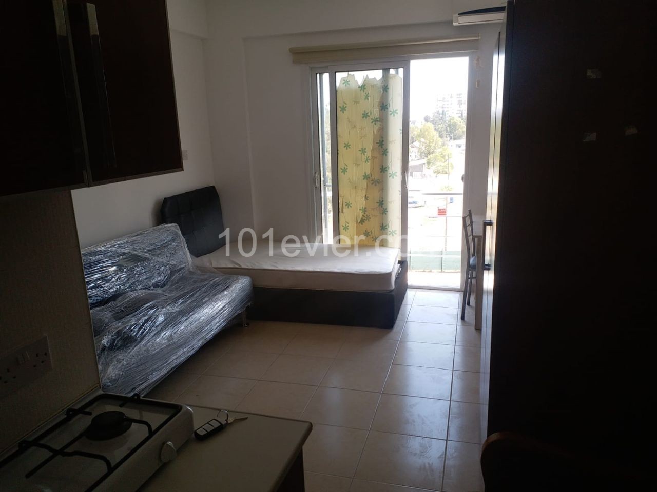 Famagusta near to emu Studio 1900 usd 1+1 2500 usd Yearly payment Depot 200 usd Commission 200 usd Electric water card system ** 