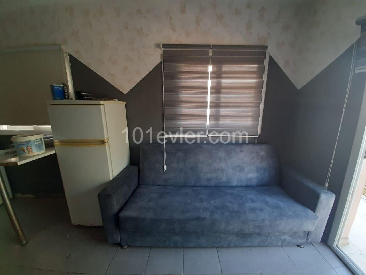 Near to emu 2+1 rent house  3 months pay. 7000 tl rent deposıt 1500 tl commıssıon