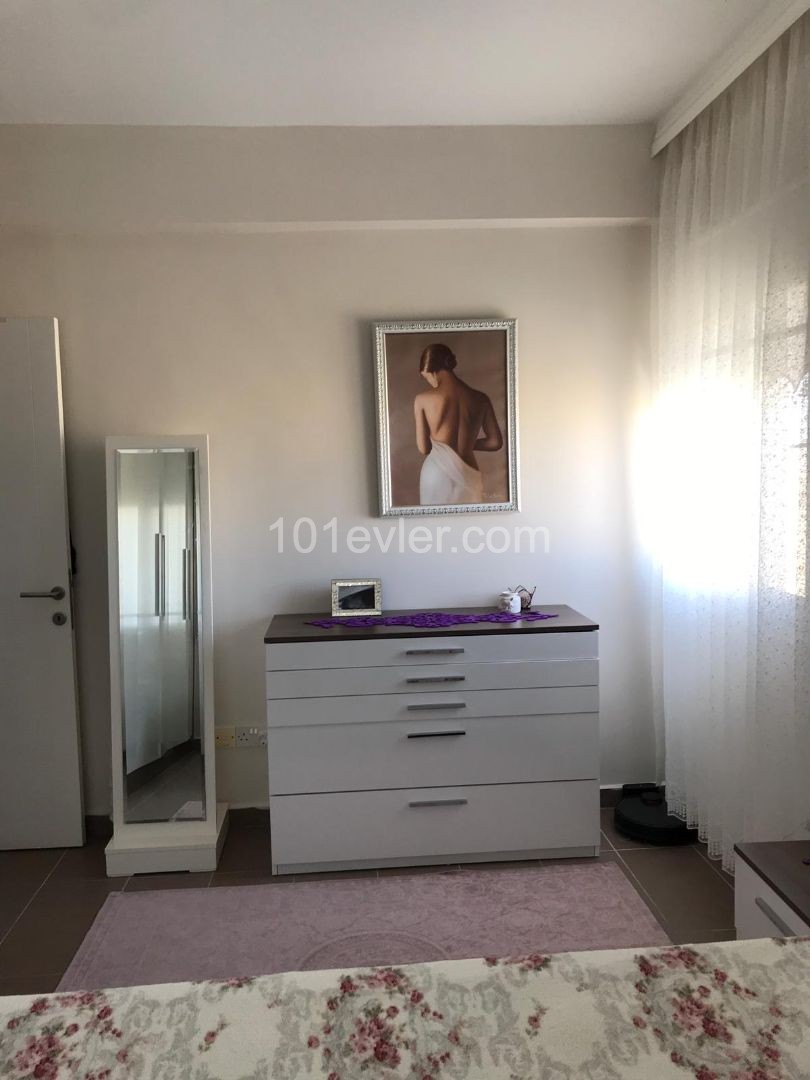 Tuzla Saklıkent Продажа квартиры 3 + 1 2 туалета 1 ванная комната 128 m2 Эквивалентное название 68.000 £ ** 