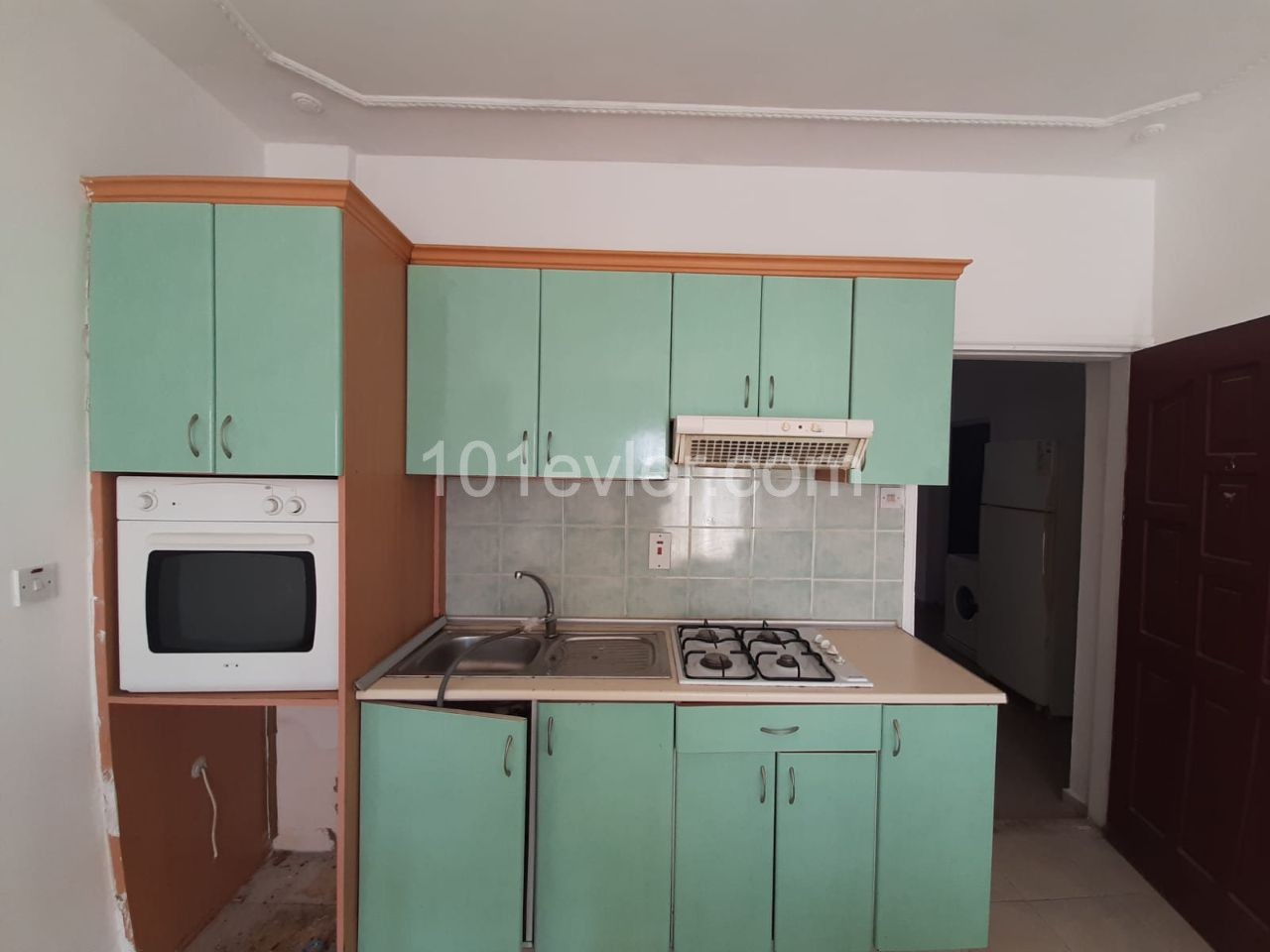 Famagusta near to emu 2+1 rent house 4.floor 10 months payment 2000$ deposit and 160$ commission ** 