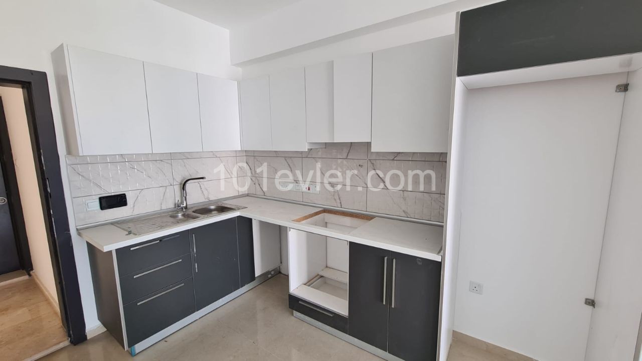 2+1 Wohnung zu verkaufen in Famagusta Canakkale ** 