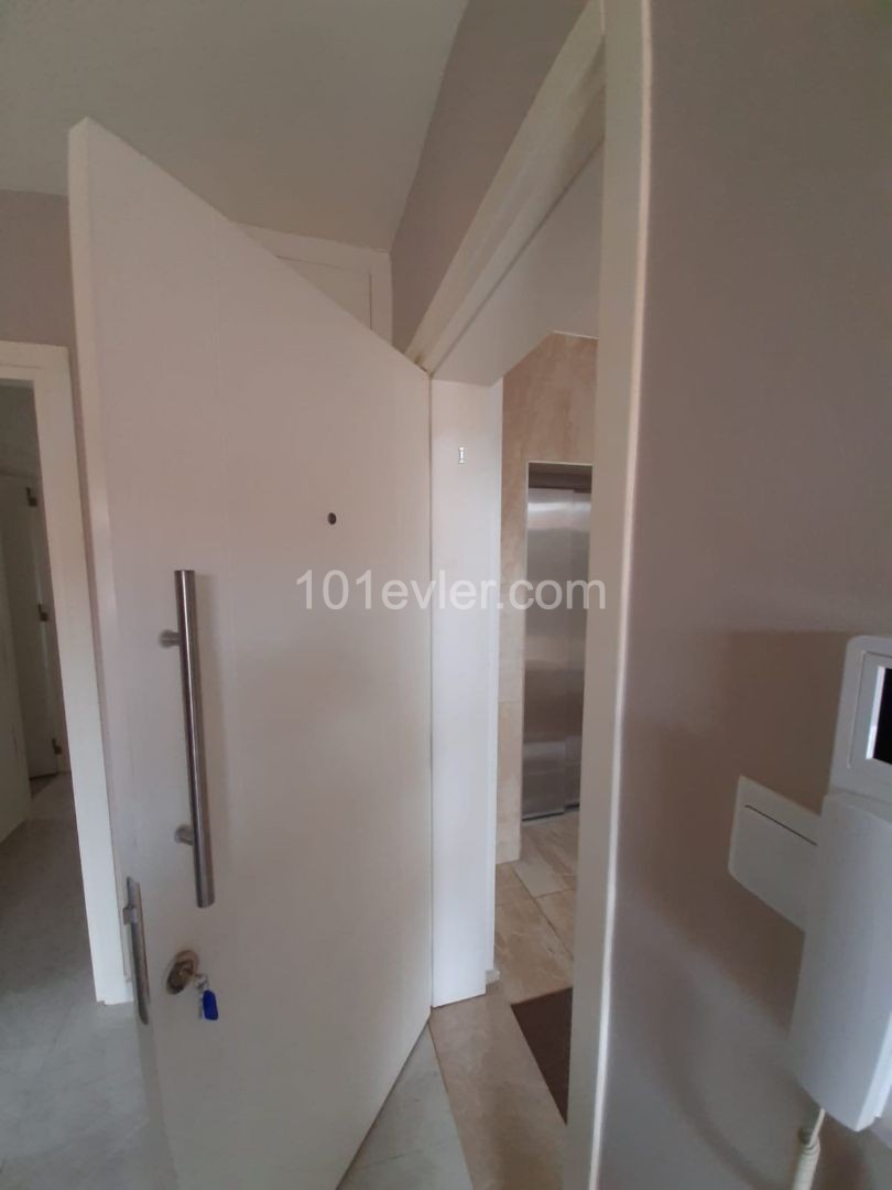 Sakarya 2 + 1 rent house weder Llosa home noch Llosa Apartment 10 months payment 4000 $ Anzahlung 400$ Commission 400$ ** 