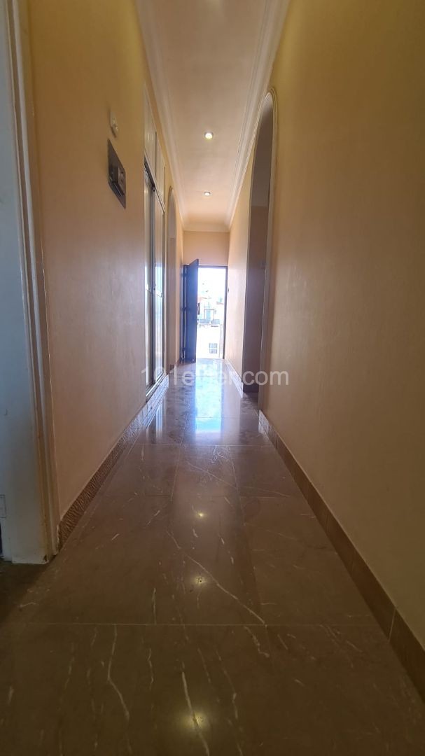 3+1 flat for sale in Famagusta Baykal, free of charge, flat with Turkish title ** 