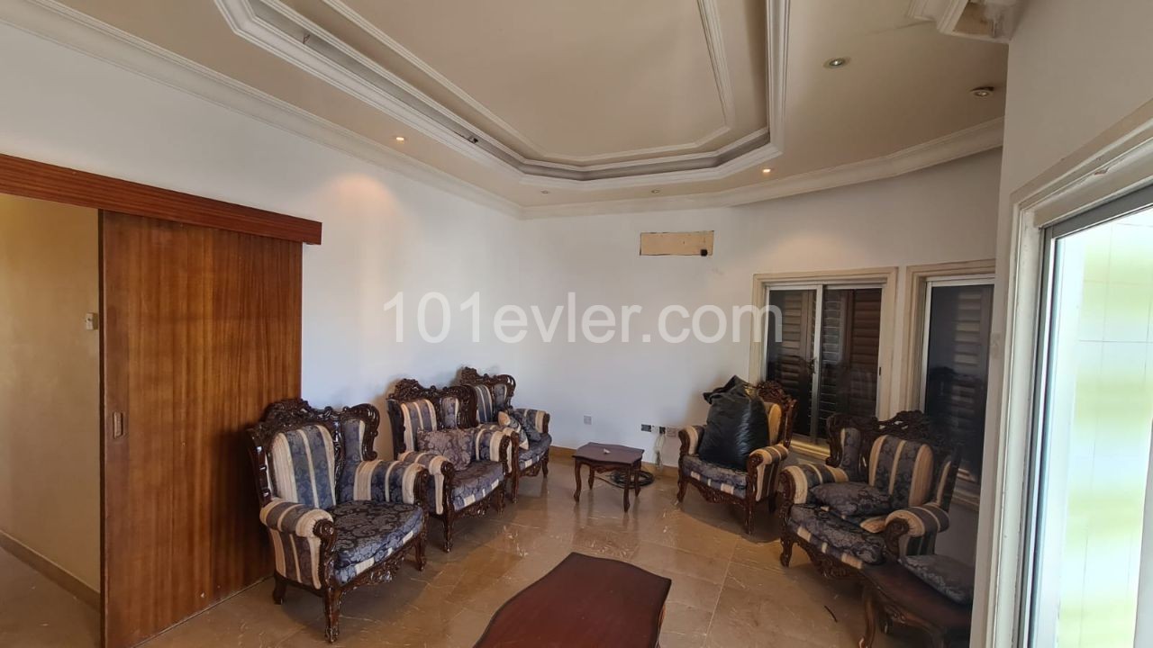 3+1 flat for sale in Famagusta Baykal, free of charge, flat with Turkish title ** 