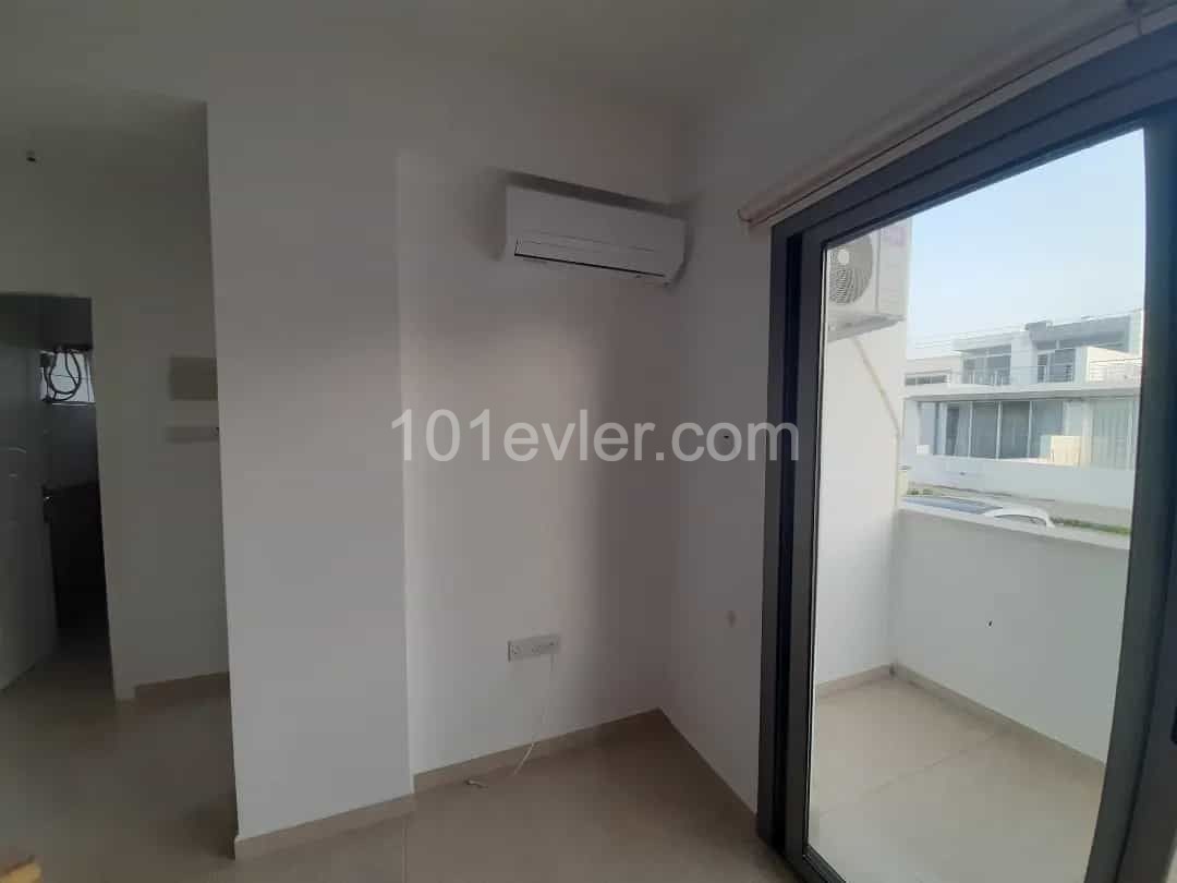 2+1 unfurnished flat in Tuzla, fully air-conditioned, 3 months paid rent from 200£ Deposit 200£ Commission 200£ Fee 80 TL per month ** 