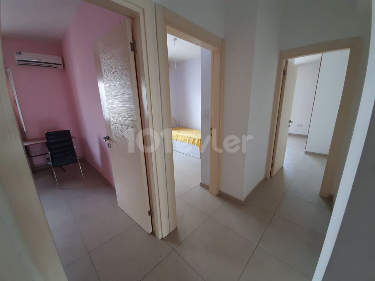 Famagusta Sakarya region 3+1 for sale 3.the 12-year-old building on the floor is for sale for £45,500. 2 toilets 1 bathroom 130 m2 Equivalent cob with elevator ** 