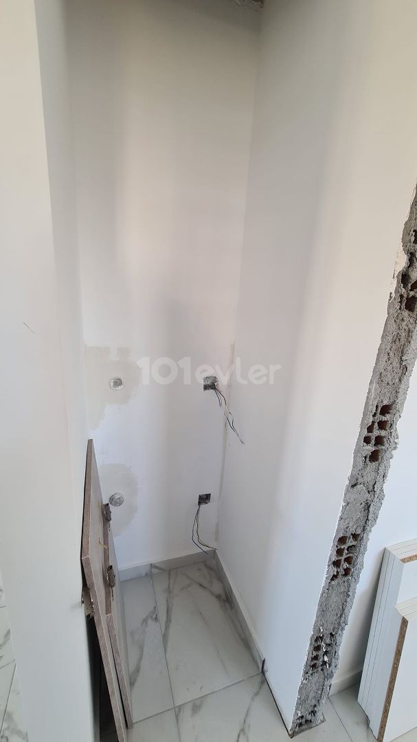 MAĞUSA ÇANAKKALE BÖLGESİNDE 2+1 SATILIK DAİRE KALİTELİ İŞÇİLİK TRAFO HEDİYE