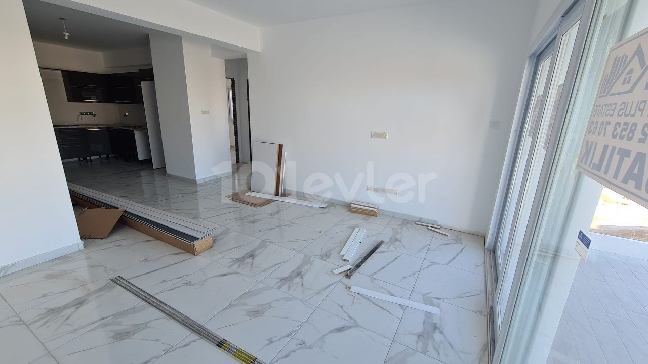 MAĞUSA ÇANAKKALE BÖLGESİNDE 2+1 SATILIK DAİRE KALİTELİ İŞÇİLİK TRAFO HEDİYE