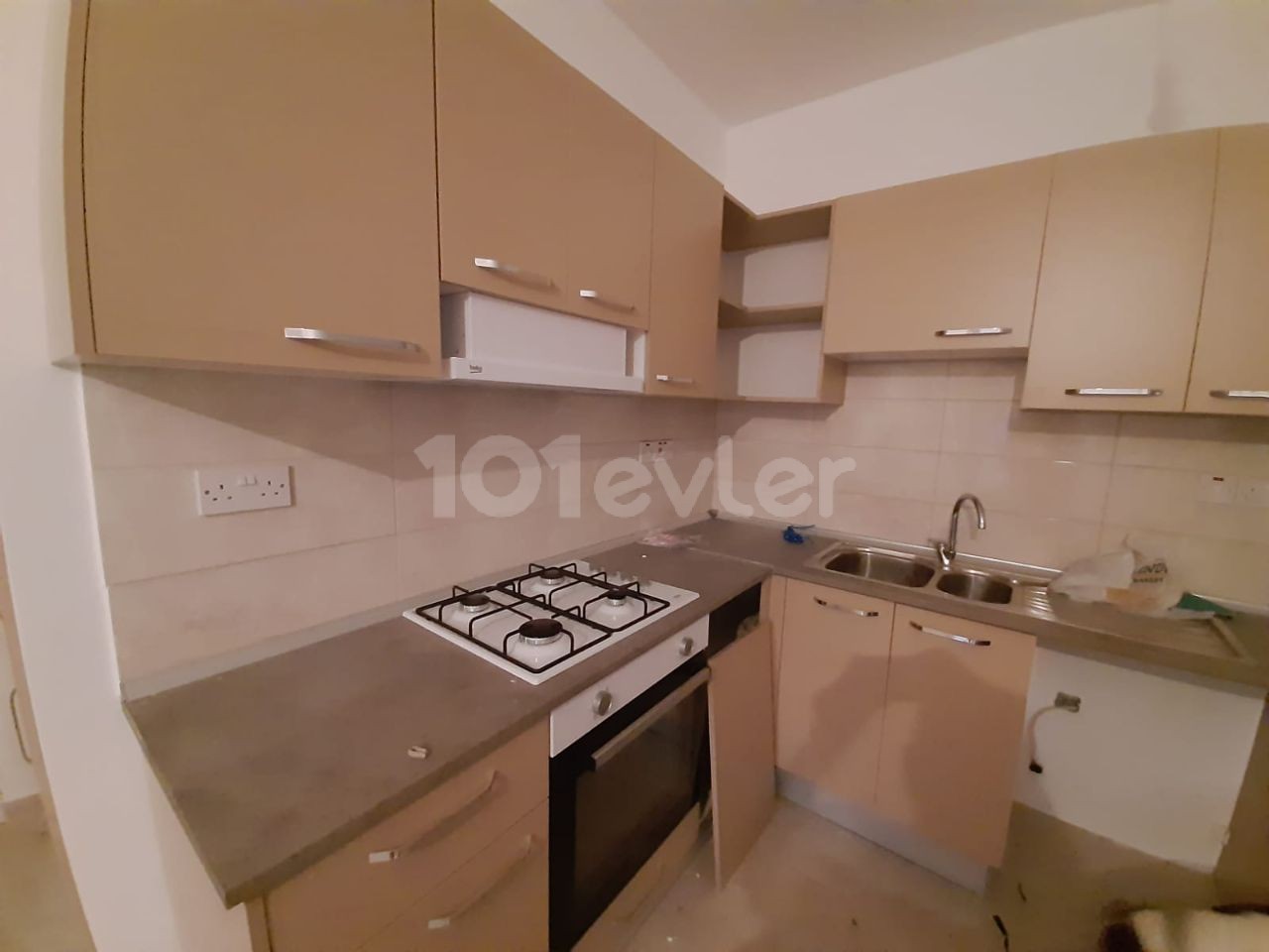 Tuzla 1 + 1 rent house from 160 Llogara 3 months payment Deposit 160 Llogara commission 160 Llogara Apartment charge 80 tl per month 1.floor ** 