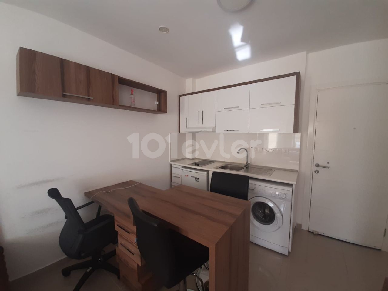 Close to emu 1+0 rent house From 250$ rent Deposit And commission mınımum 6 months pay