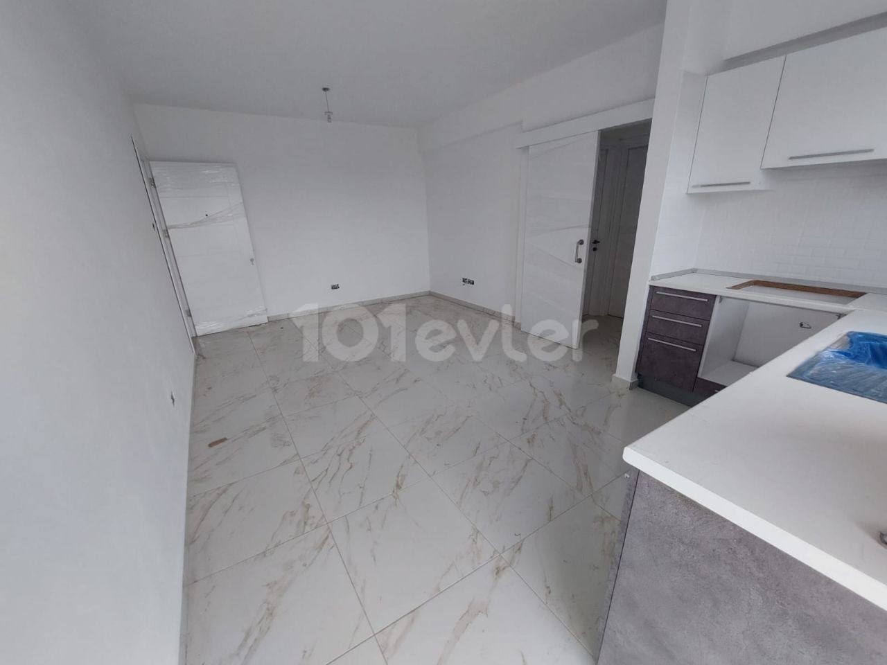 Satılık 2+1 apartman dairesi