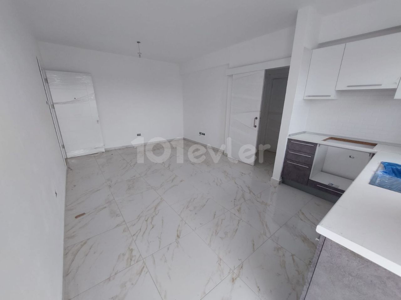 Satılık 2+1 apartman dairesi