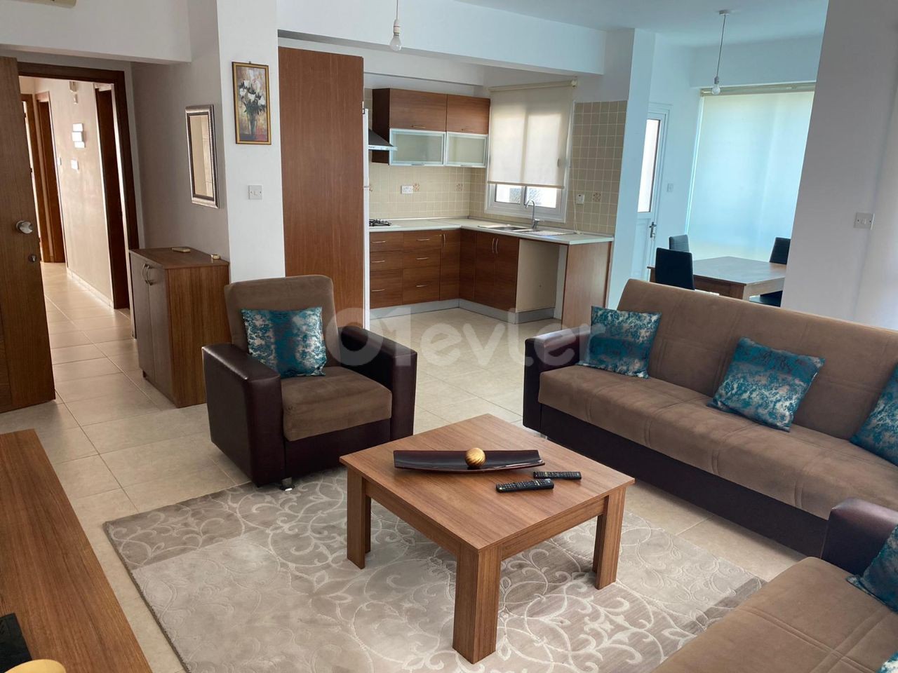 1 july active home Close to onder shopping mall 3+1 reny penthouse 4500$ rent yearly payment Deposit 375$ Commission 375$ Elevator Car park Apartment charge Thu month 100 tl ** 