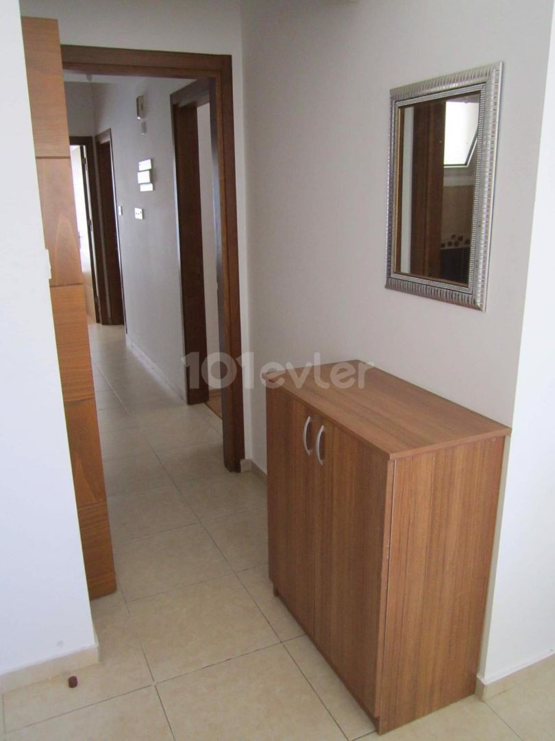 1 july active home Close to onder shopping mall 3+1 reny penthouse 4500$ rent yearly payment Deposit 375$ Commission 375$ Elevator Car park Apartment charge Thu month 100 tl ** 