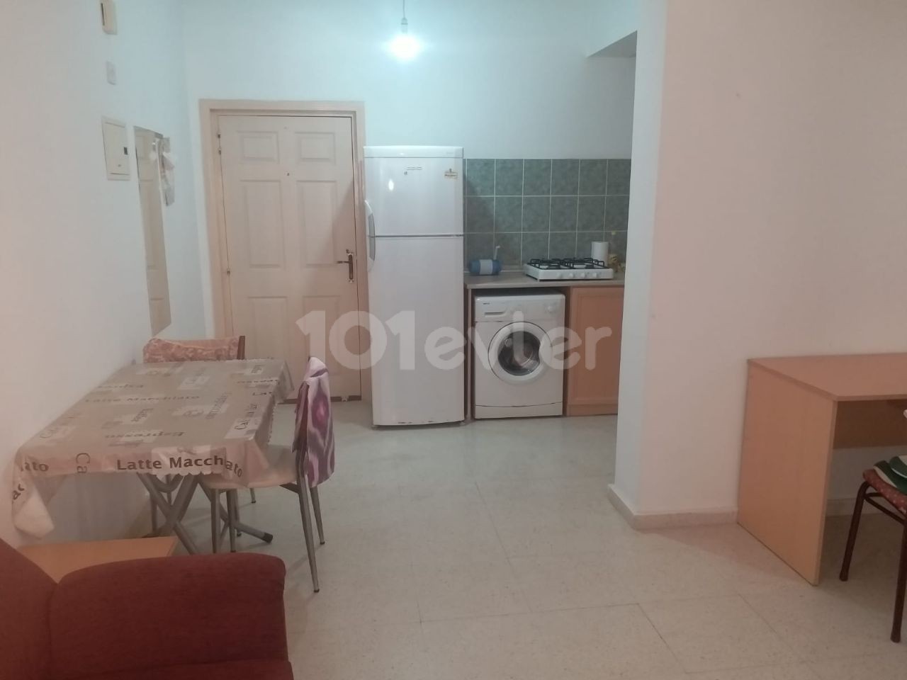 Mağusa Sakarya bölgesinde kiralık 1+1 senelik ödemeli