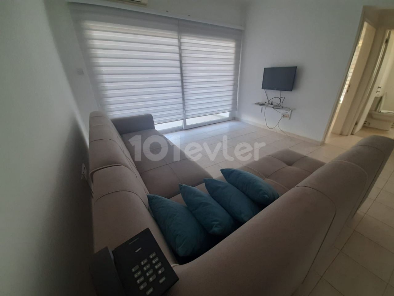 Tuzla Saklikent 2 + 1 rent on the ground floor from £ 250 for 6 months pesin odemeli Deposit 250£ Commission 250 £ Dues 500 tl Ten odem Water bills with electricity cards every month for cleaning the pool and surroundings. ** 