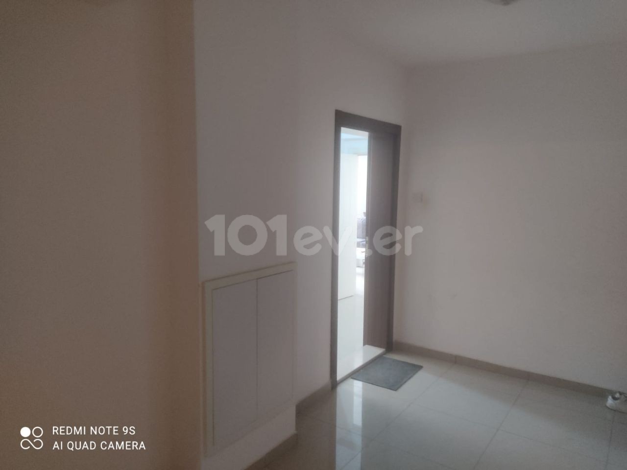 Sakarya 2+1 rent house 1 year payment $ 7500 Deposit and commission Full a.c2. the floor is also opposite the Golden residence terrace park in the new building Each room has air-conditioned Beds for 2.5 people Dues 150 TL per month ** 