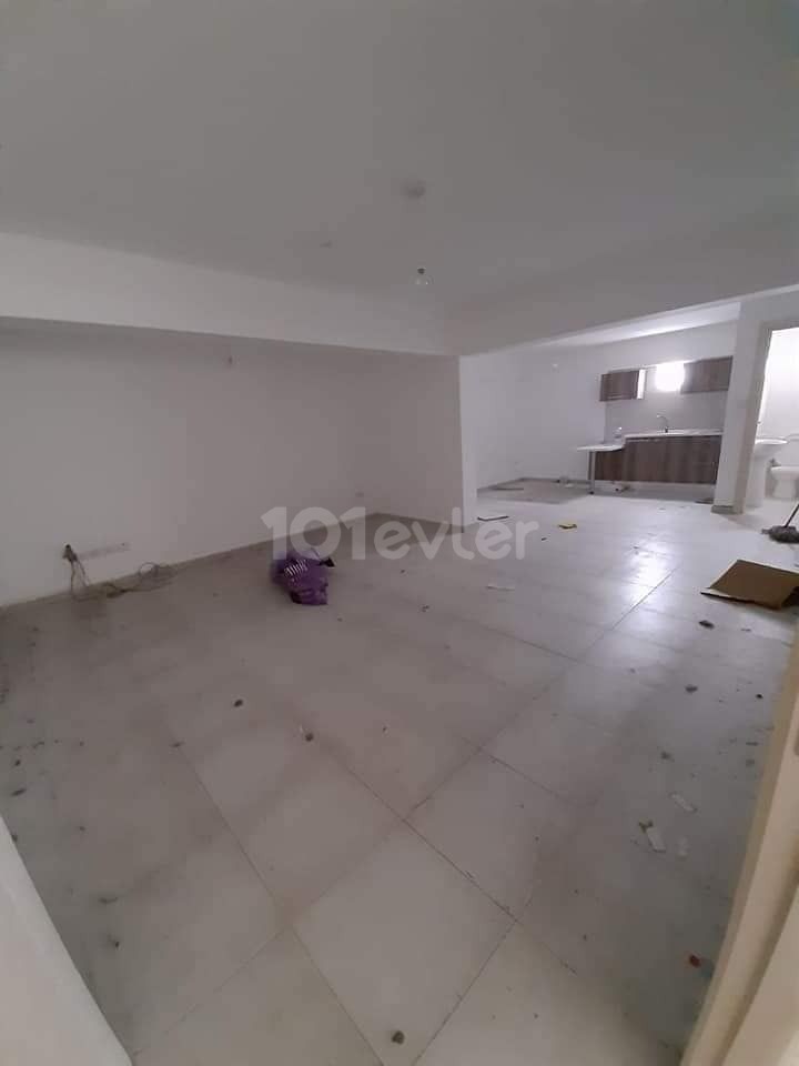 SATILIK SENDELİ DÜKKAN 300 M2