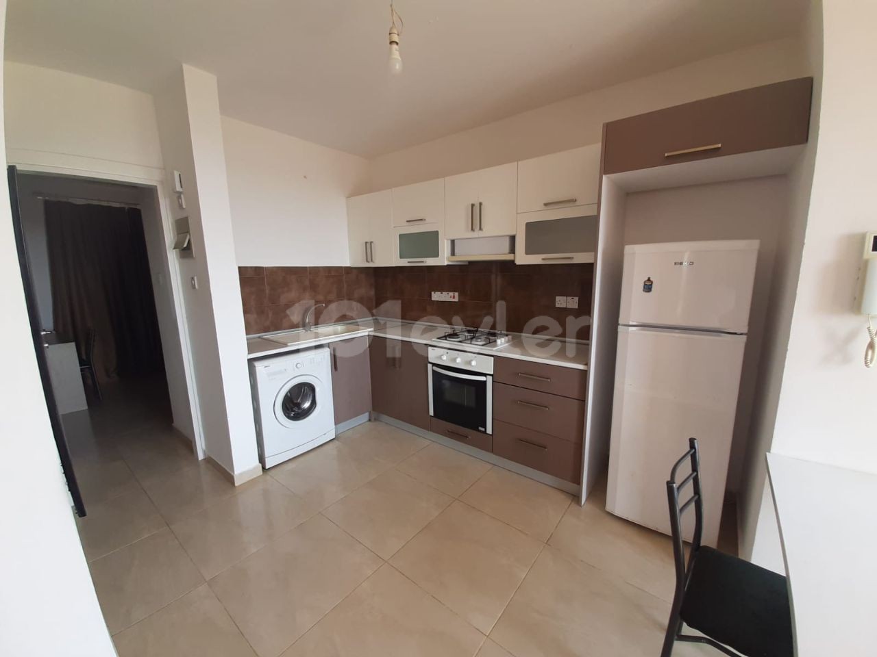 Famagusta close to emu 10 months payment 2 + 1 rent house 4000 $ rent deposit 400$ Commission 400$ ** 