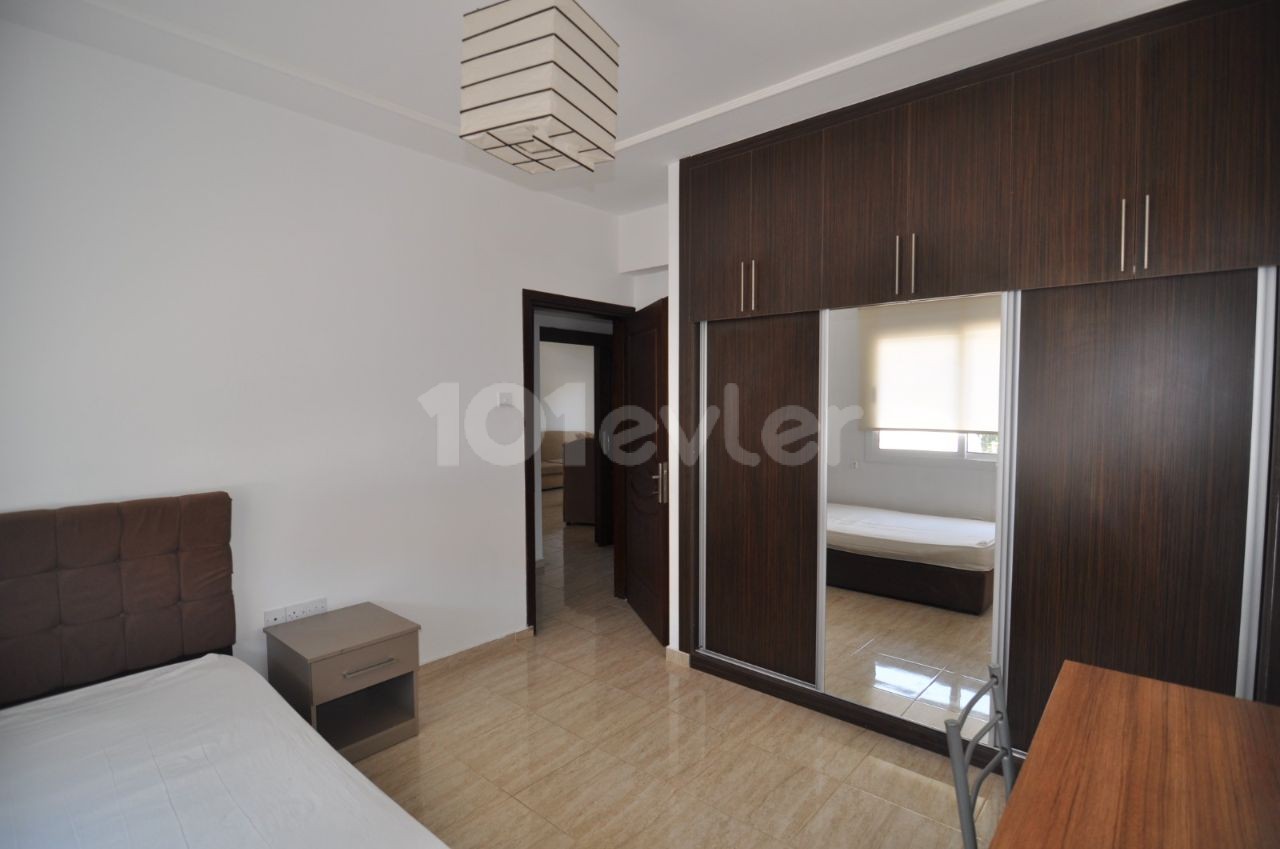 Famagusta close to pascutti ground floor 3+1 rent house minimum 10 months payment $4000 deposit$400 commission$400 total$4800 ** 