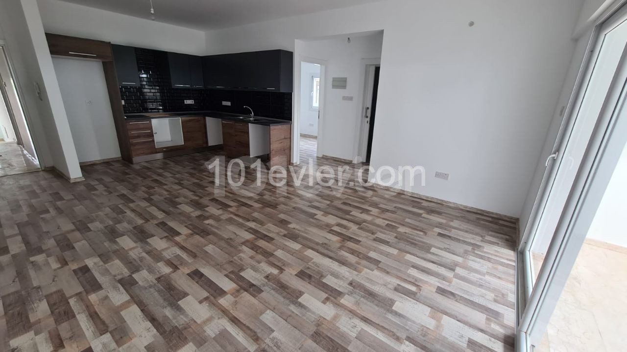 2+1 apartment for sale in Famagusta kent plustan 75 m2 equivalent coban (with special price) on the ground floor 60,000 stg