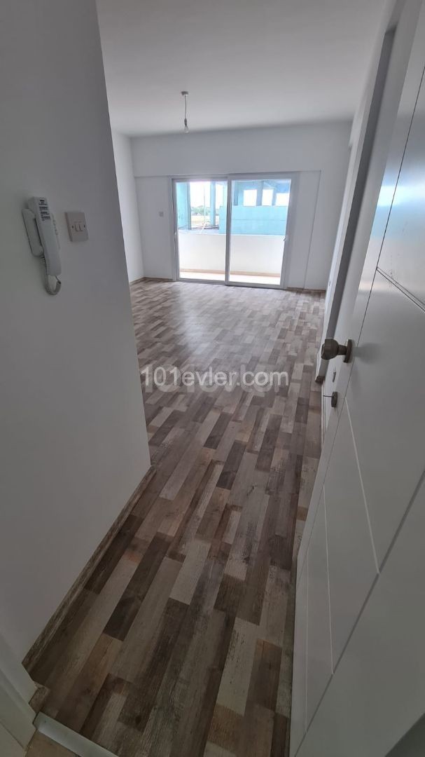 2+1 apartment for sale in Famagusta kent plustan 75 m2 equivalent coban (with special price) on the ground floor 60,000 stg