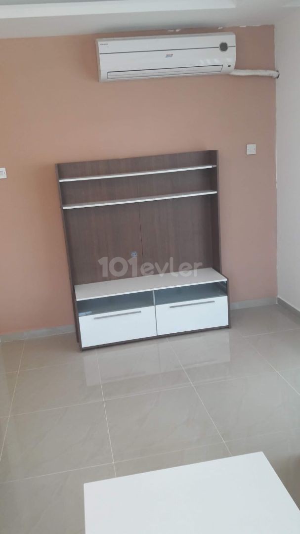 Pay rent Jul 2 + 1 apartment in Sakarya region for 6 months rent for 6 months price 3500$ deposit 500 $ commission 500 $ 2.apartment dues on the floor are 150 TL per month ** 