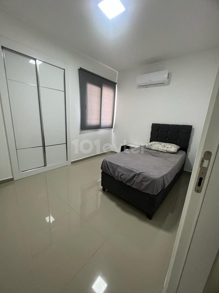 Golden Residence 2 + 1 rent house year payment 4200 ① 1 year payment 6 months pay can be ** 