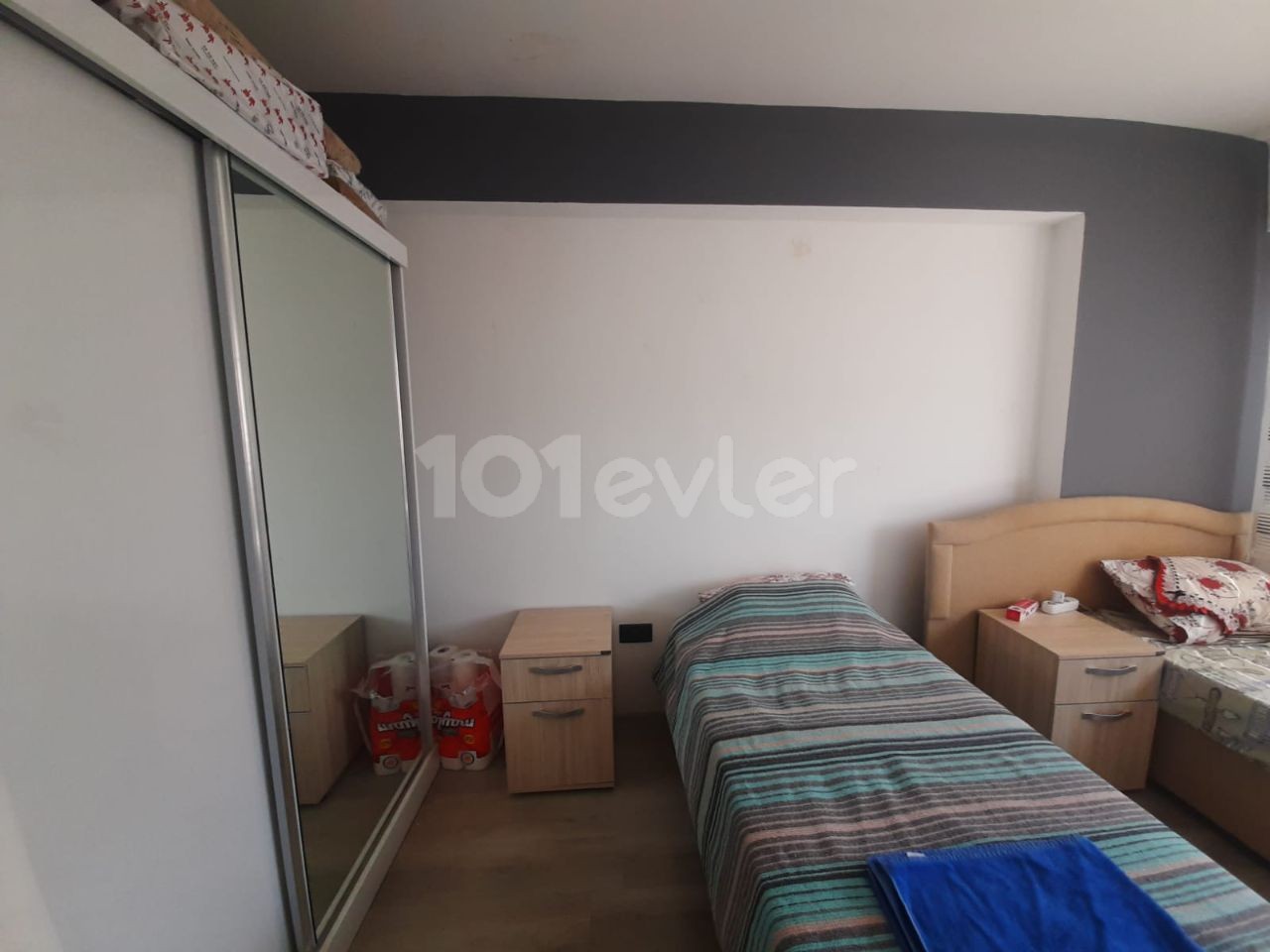 Çanakkale bölgesinde 1+1 satılık 60 metre kare satılık daire 35.000£ 4. katta eşyasız 