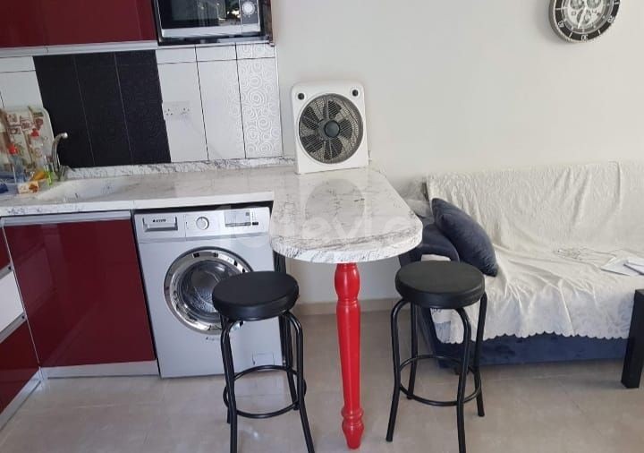 CLOSE TO EMU NICE STUDIO READY FOR RENT PER MONTH 225$ MINIMUM 6 MONTHS PAYMENT DEPOSIT 225$ AND COMMİSSİON 225$ GROUND FLOOR