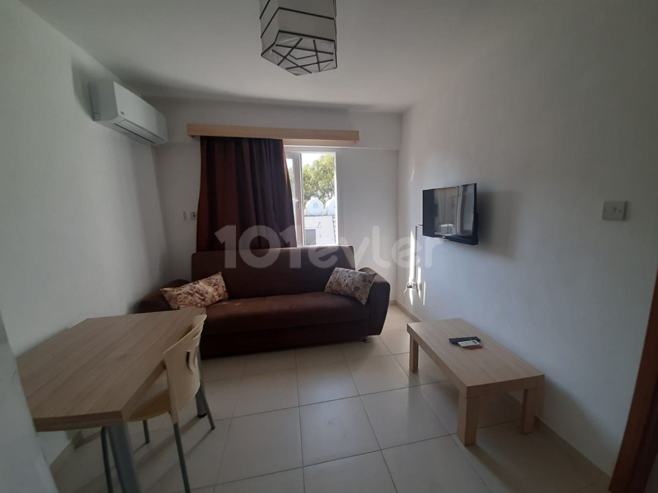 1 + 1 clean apartments for rent right opposite dogu akdeniz university rent 2300 $ deposit 200 $ commission 200Jul 4.floor There are currently 2 idle apartments in the form of 10 monthly payments, paid for 200 TL for one person, 300 TL for two ** 