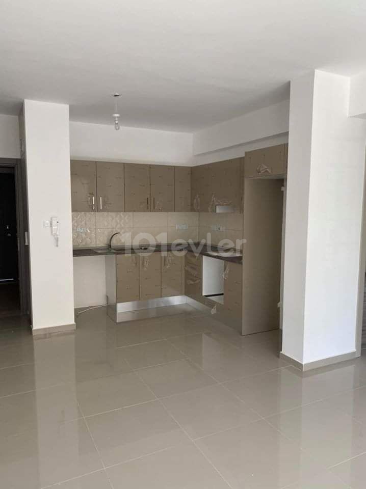 DEREBOYU 2 + 1 APARTMENT FOR SALE NEAR LEFKOSA TERMINAL 2 + 1 APARTMENT FOR SALE IN TURKISH COB, USED FOR 1 AND A HALF YEARS, 70.000£ EXTRA APARTMENT VAT TRANSFORMER ODENMIS!!!! ** 