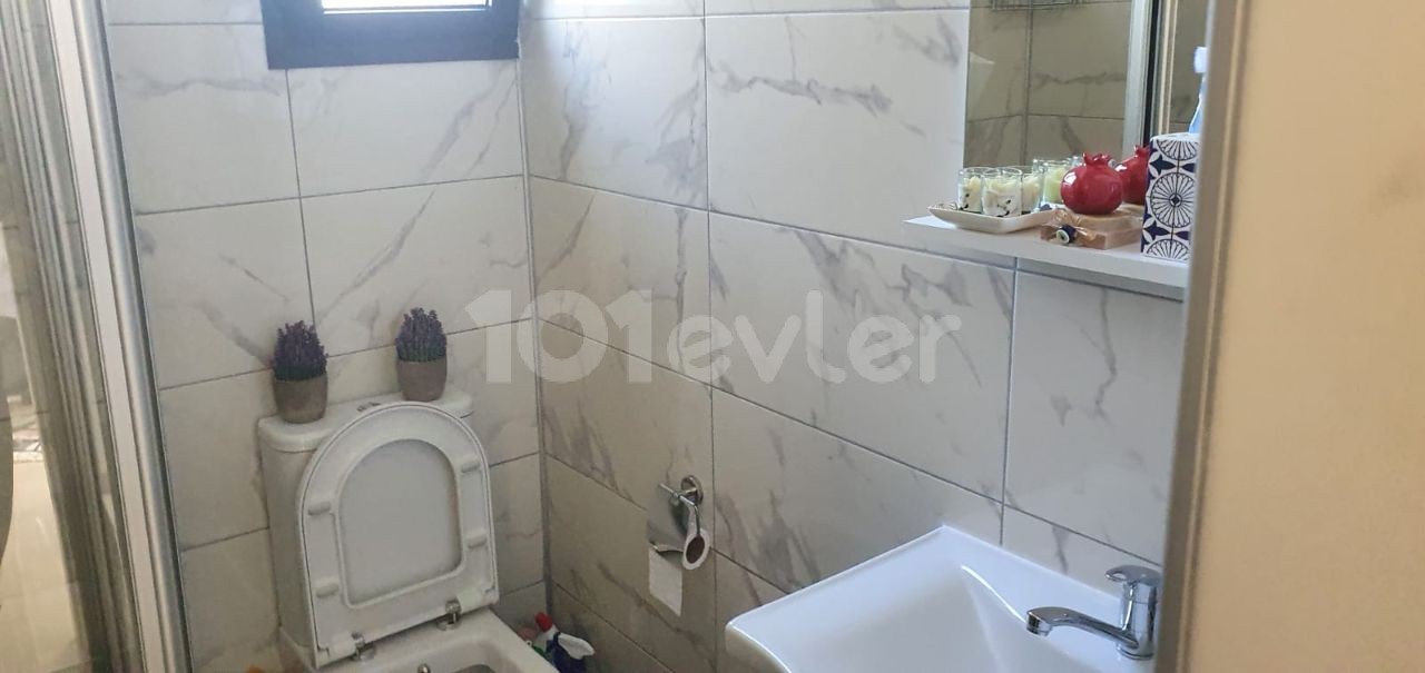 DEREBOYU 2 + 1 APARTMENT FOR SALE NEAR LEFKOSA TERMINAL 2 + 1 APARTMENT FOR SALE IN TURKISH COB, USED FOR 1 AND A HALF YEARS, 70.000£ EXTRA APARTMENT VAT TRANSFORMER ODENMIS!!!! ** 