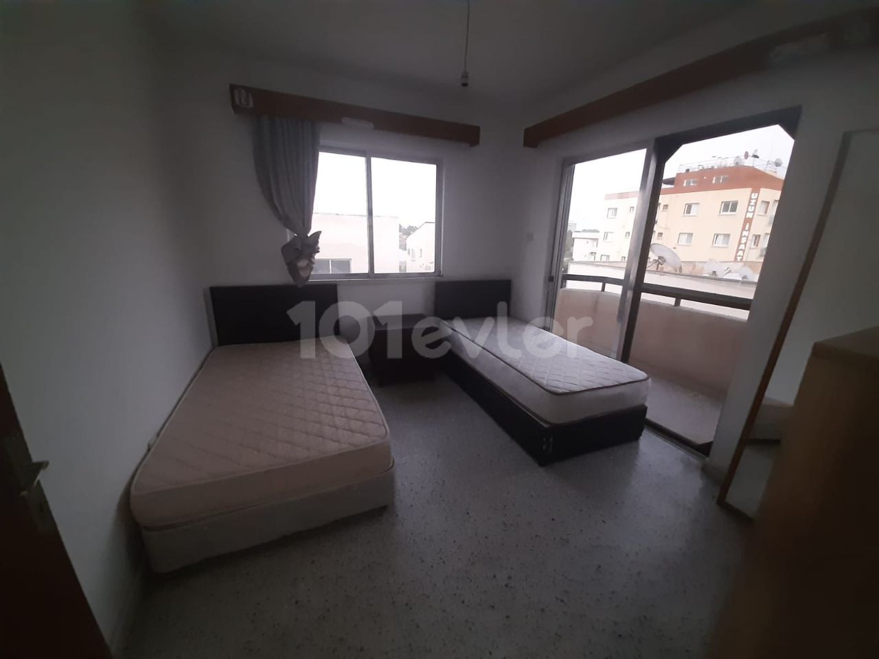 emü'ye yakın 3+1 kiralık ev aylık kirasi 