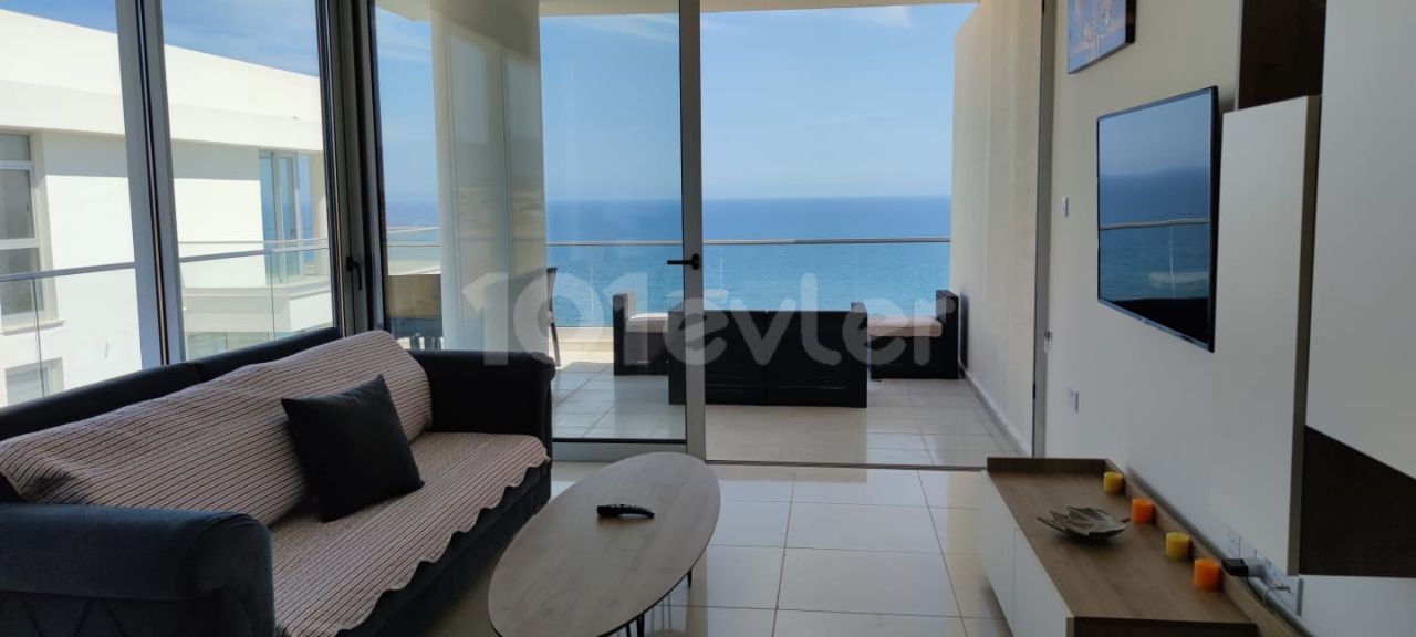 Luxus-Vermietung 2+1 penthouse in Magusa Pier Bosporus mindestens 6 Monate Preis pro 1 Monat Miete 650 Pfund Kaution 650 Pfund Commission 400 Llogara 12.Wohnung auf dem Boden ** 