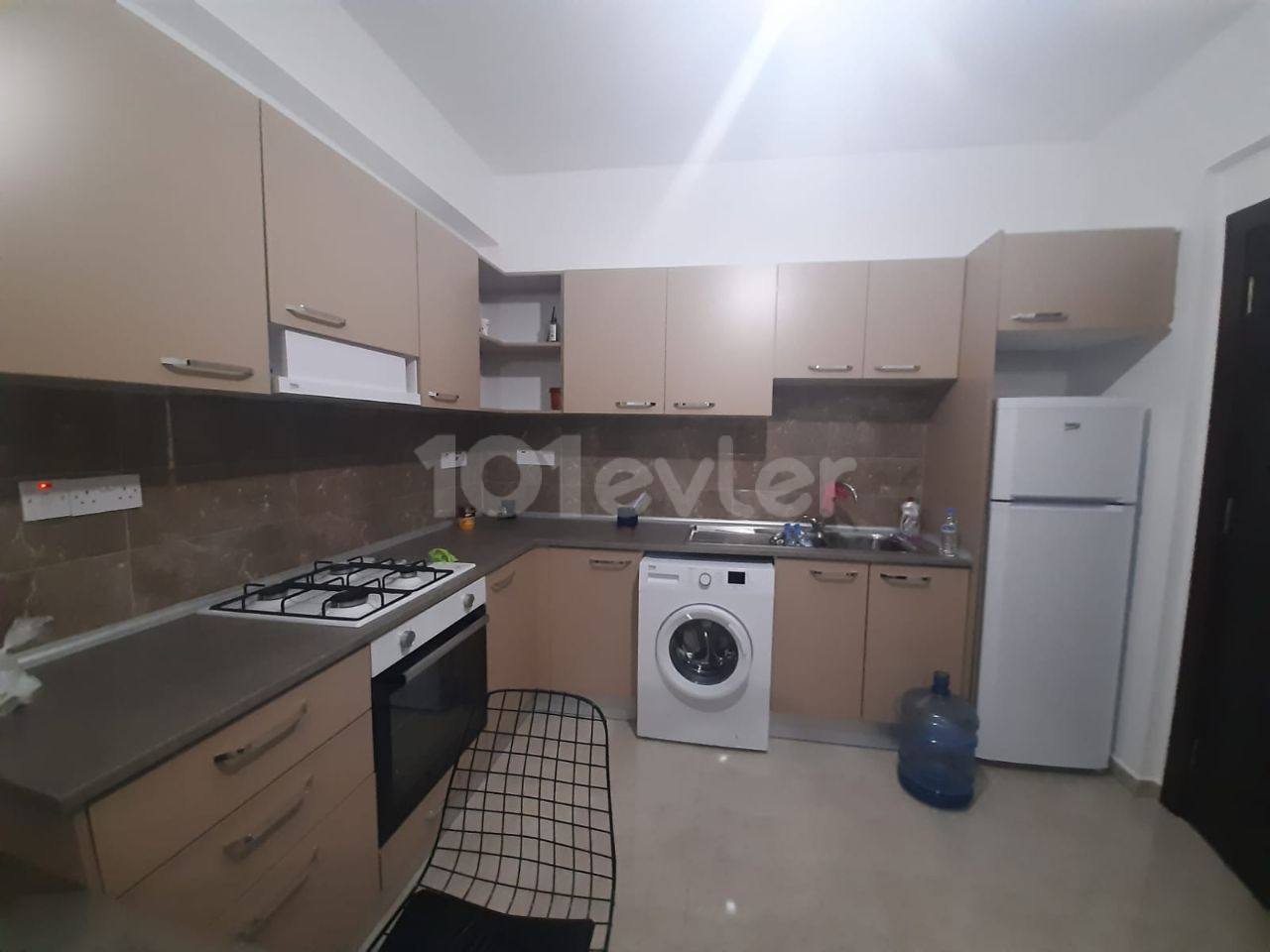 MAGUSA 3 MONTHS PAID RENT 350 POUNDS MINIMUM 3 MONTHS PAID DEPOSIT 350POUNDS COMMISSION UCRETI 350POUNDS 1 AIR-CONDITIONED FULL-FURNISHED HOUSE IN THE LIVING ROOM OF THE APARTMENT ON THE GROUND FLOOR ** 