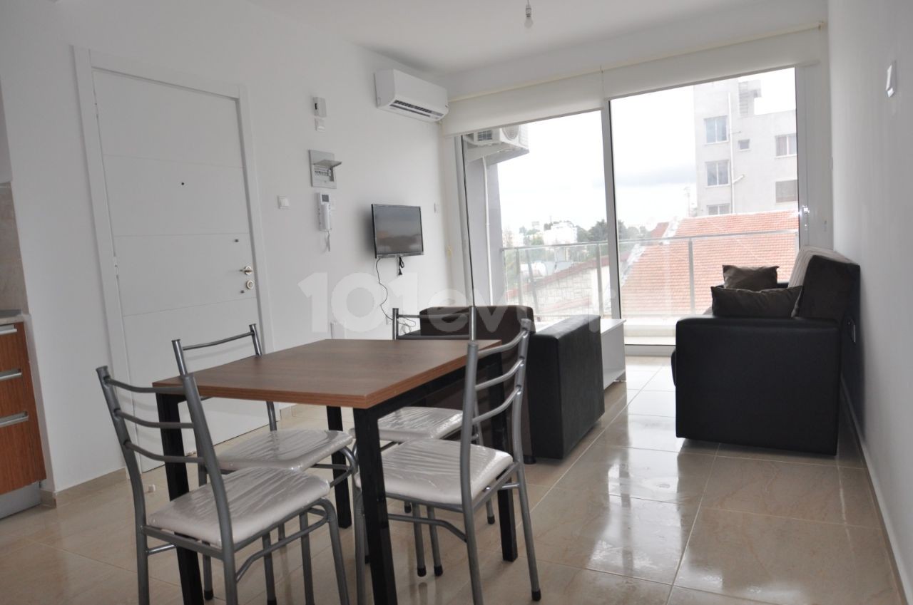 Magusa cafe is a 2 + 1 rental apartment area close to mania gulseren should pay 10 months $ 4000 rent deposit $ 400 commission $ 400 minimum 10 months to pay. ** 