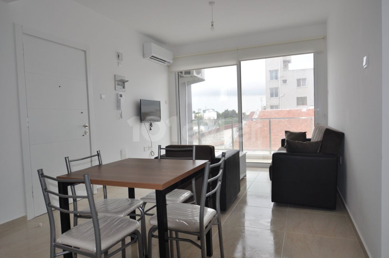 Magusa cafe is a 2 + 1 rental apartment area close to mania gulseren should pay 10 months $ 4000 rent deposit $ 400 commission $ 400 minimum 10 months to pay. ** 