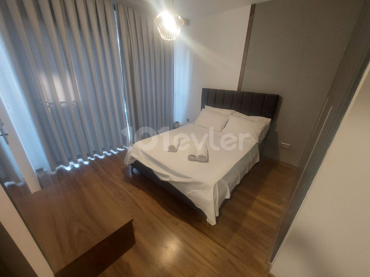 İskelede satılık 2+1 apartman dairesı 4.katta son 1 adet full eşyalı 115,000£ 75 metre kare 