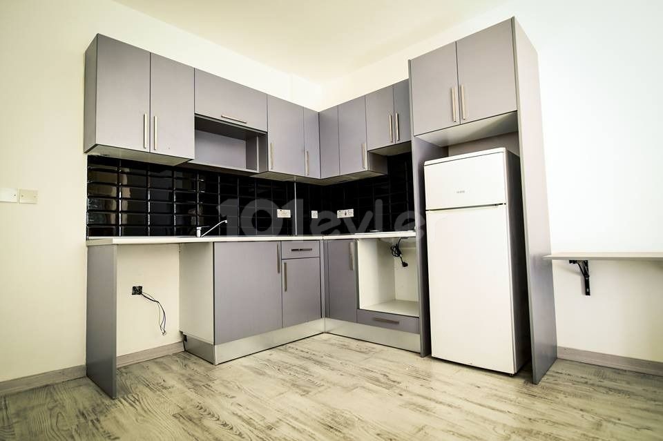 close to emu 1+1 nice rent house 10 months payment 2400$ deposit 240$ commission 240$