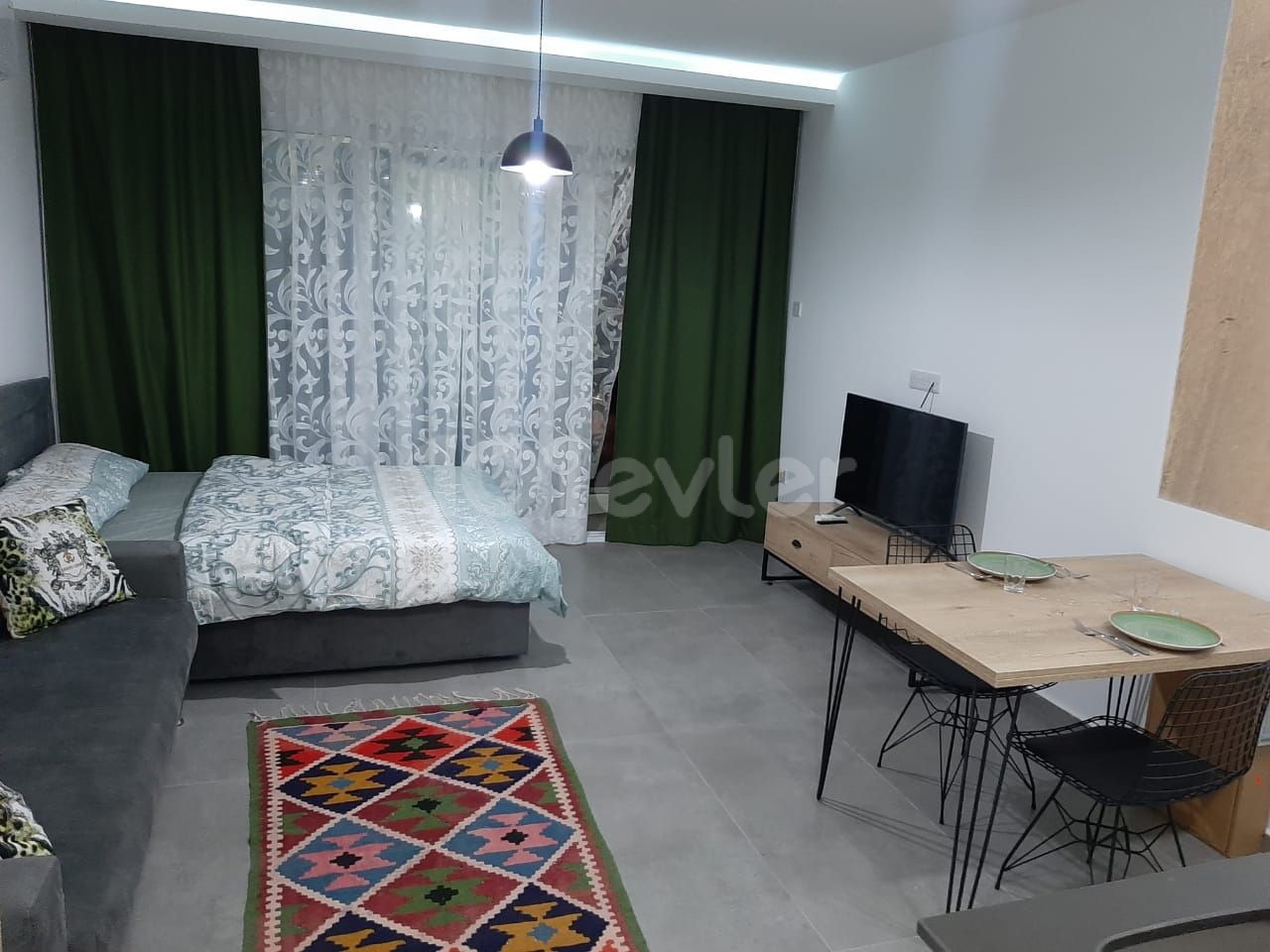 Terrace park ready for rent  ( rent studio ) mınımum 6 months pay RENT 300£ DEPOSİT 300£ COMMİSSİON 300£ apartman charge 35£ per month