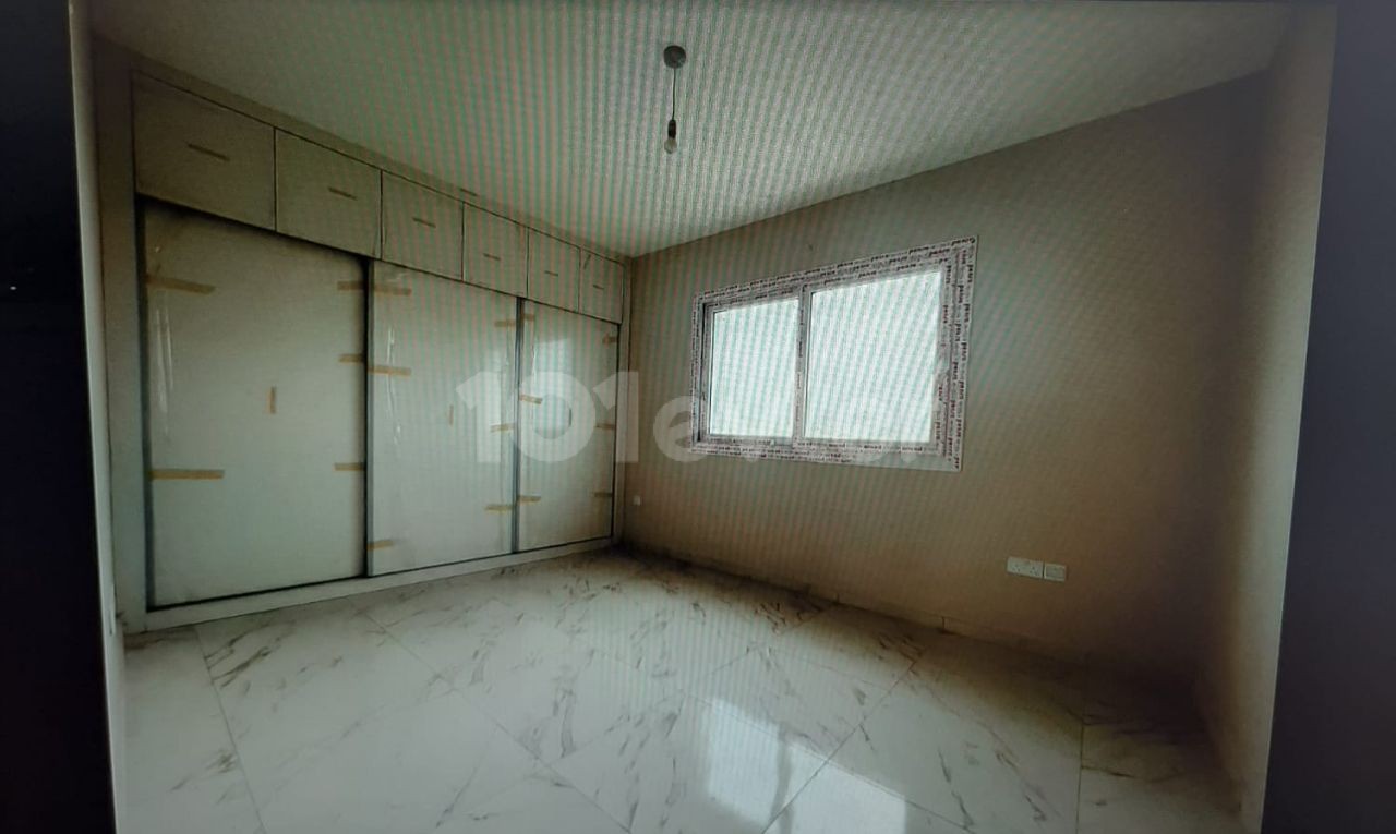 2+1 penthouse for sale in Kalalant area 77+34m2 105.000 stg selling price