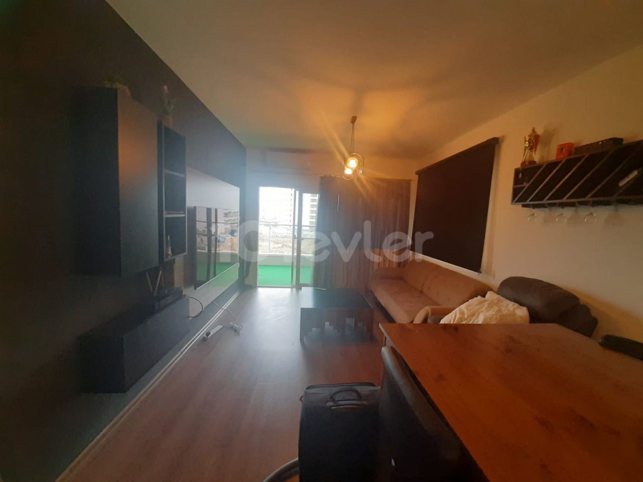 Cesar resortta kiralık daire 2+1 full eşyalı aile yada öğrenci farketmez 6 aylık ödemeli 700£ dan  2 depozit 1 komisyon