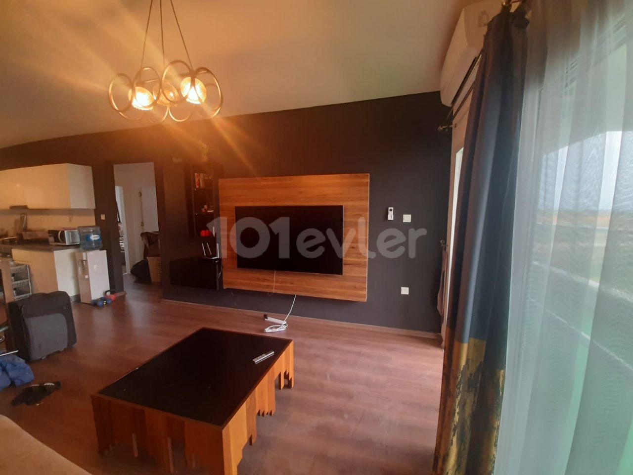 Cesar resortta kiralık daire 2+1 full eşyalı aile yada öğrenci farketmez 6 aylık ödemeli 700£ dan  2 depozit 1 komisyon