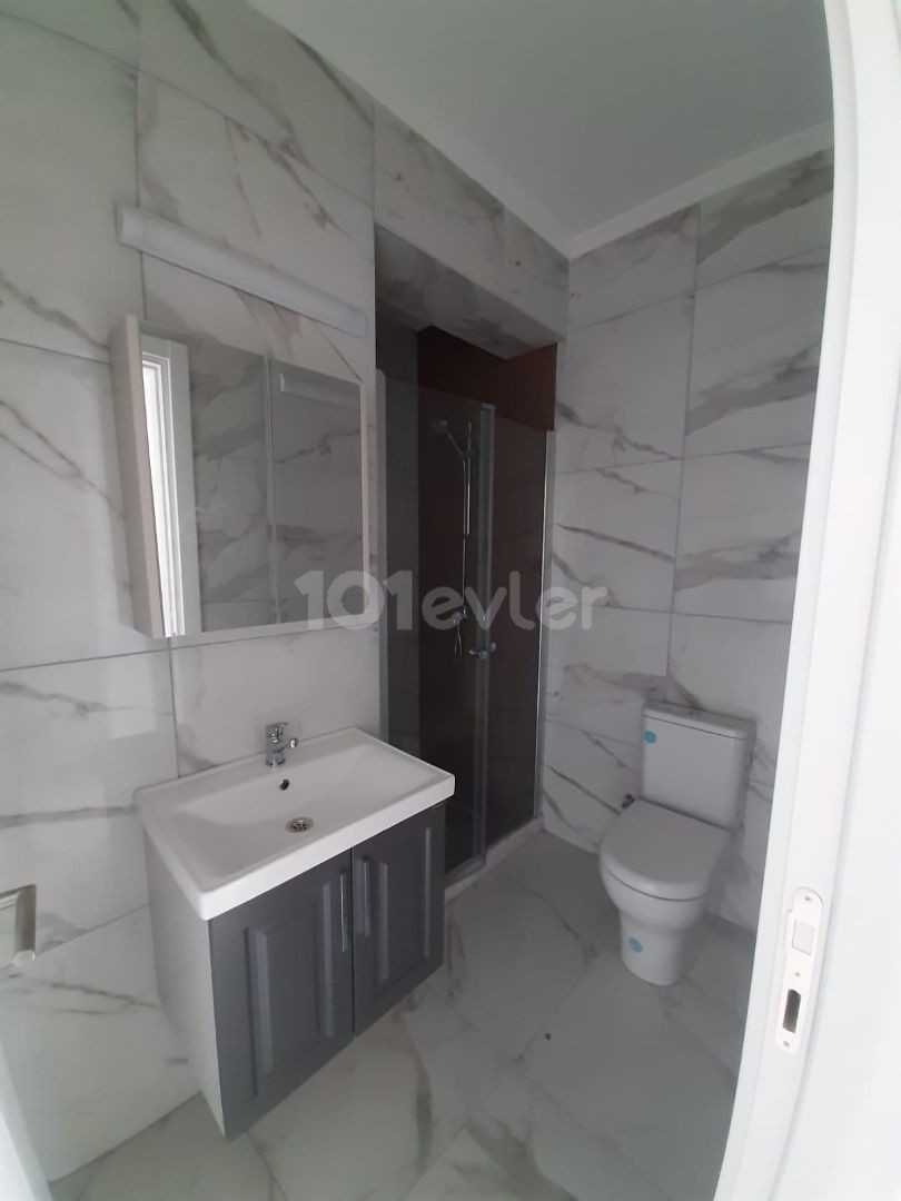 Immediate delivery 2+1 PENTHOUSE 122 square meters penthouse on the 5th floor in the region of Canakkale 100,000 stg Transformer has been paid. 