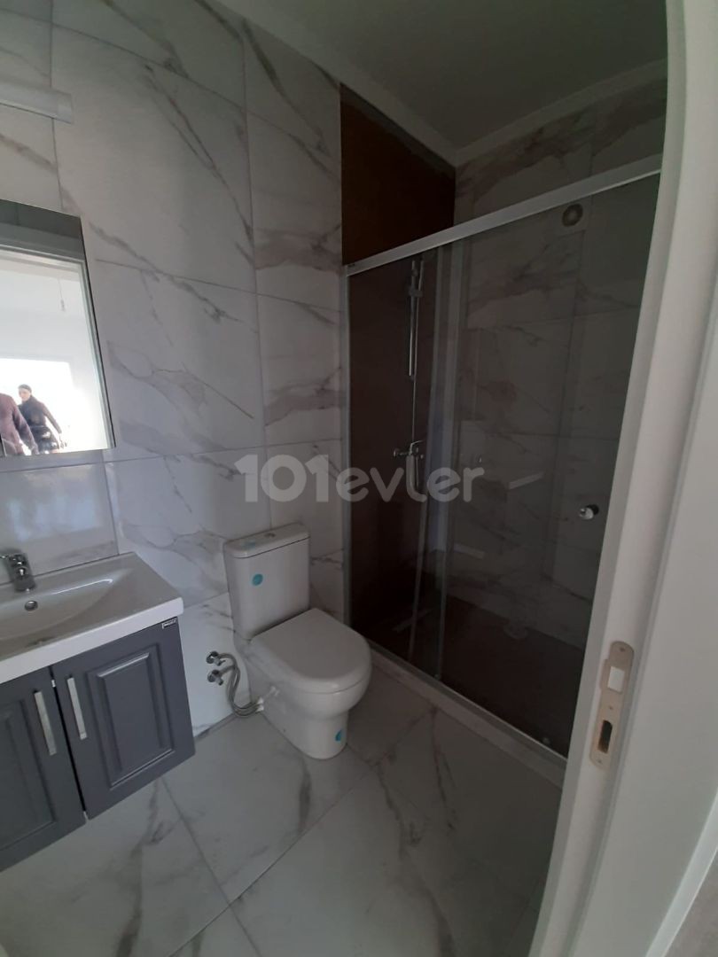 Immediate delivery 2+1 PENTHOUSE 122 square meters penthouse on the 5th floor in the region of Canakkale 100,000 stg Transformer has been paid. 