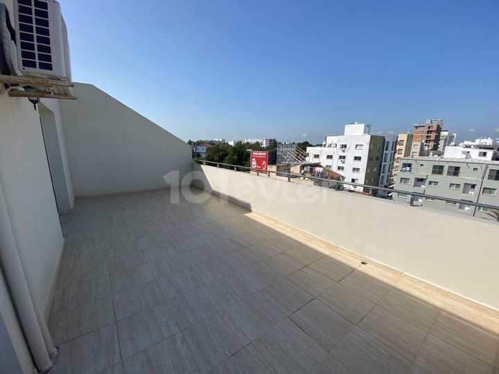 Penthouse To Rent in Mağusa Merkez, Famagusta