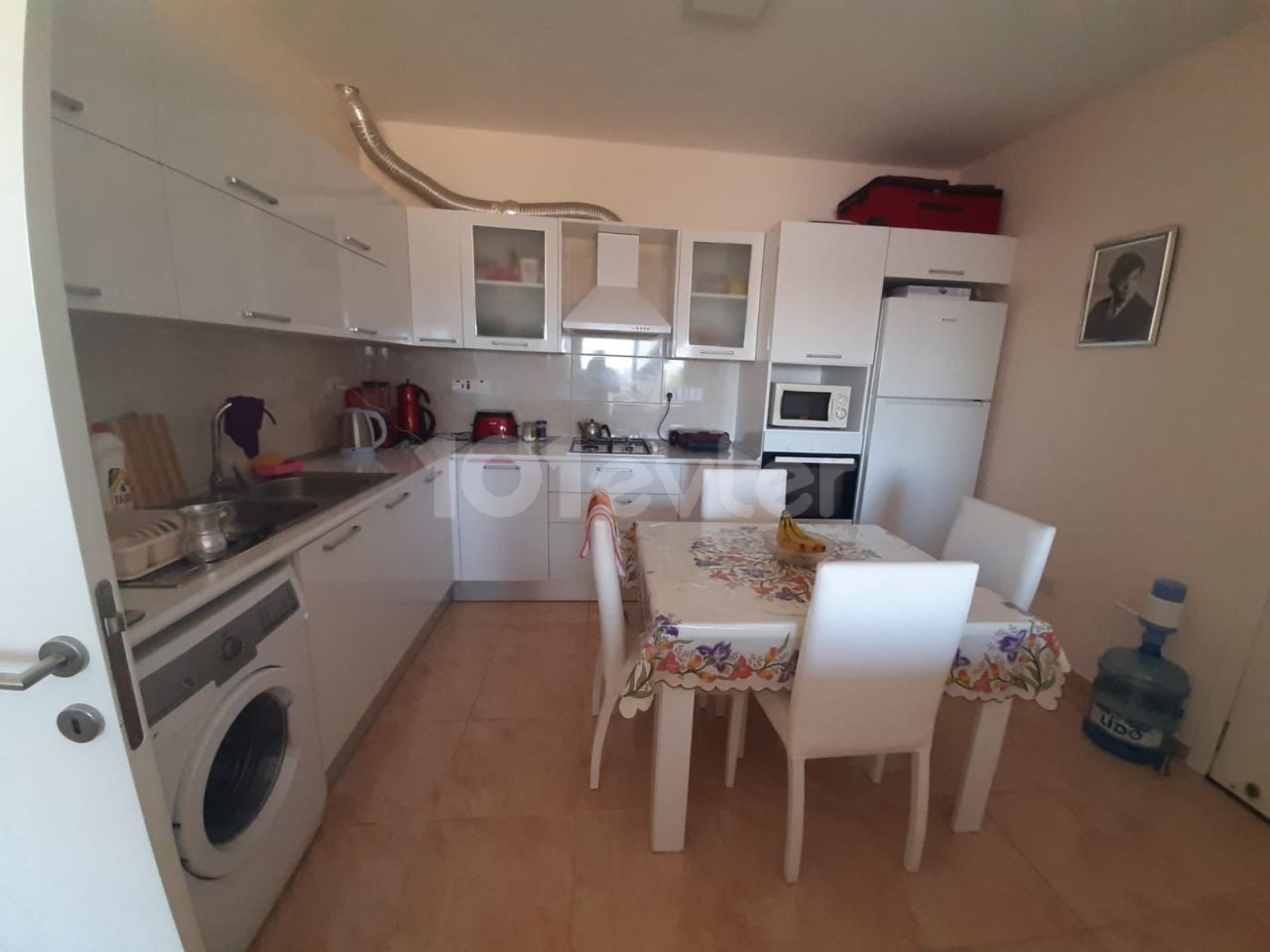 2+1 fully furnished flat for sale in a site with a pool in Yeniboğazi, 78,000 STG equivalent INVESTMENT OPPORTUNITY 80 SQUARE METERS ON THE 3RD FLOOR.