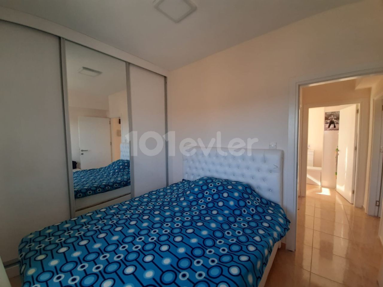 2+1 fully furnished flat for sale in a site with a pool in Yeniboğazi, 78,000 STG equivalent INVESTMENT OPPORTUNITY 80 SQUARE METERS ON THE 3RD FLOOR.