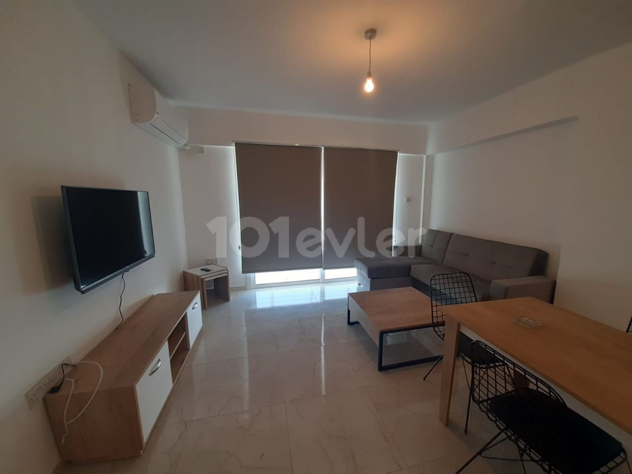 Canakkale 2+1 rental 450$ for 6 months or annual fee 400x6=2400 TL on the 3rd floor